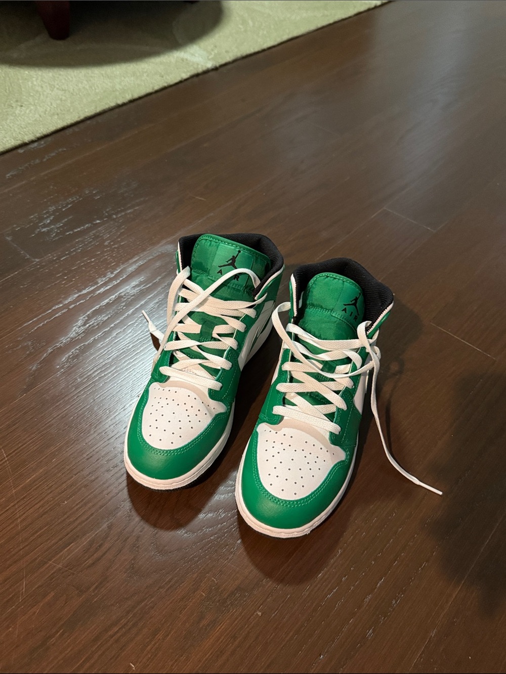 Jordan Air Jordan 1 Mid "Lucky Green" Green & White Sneakers - NEW